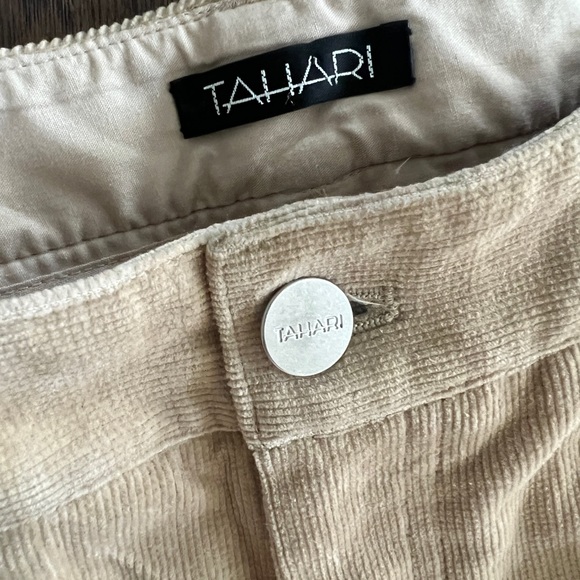 Women's TAHARI Khaki Corduroy Flare Leg Boho Pants Size 6 Cotton Blend - Picture 2 of 4